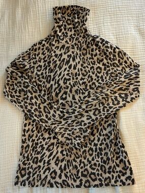 J. Crew Leopard-Print Turtleneck in Tan and Dark Brown. Size Small Soft
